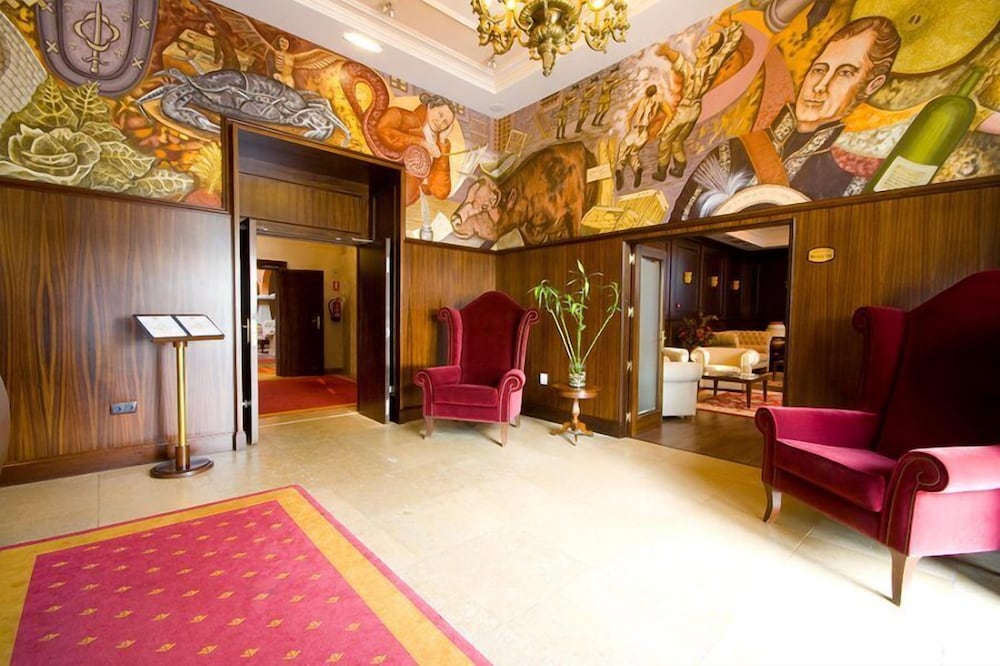 Hotel Palacio De La Magdalena 2/33