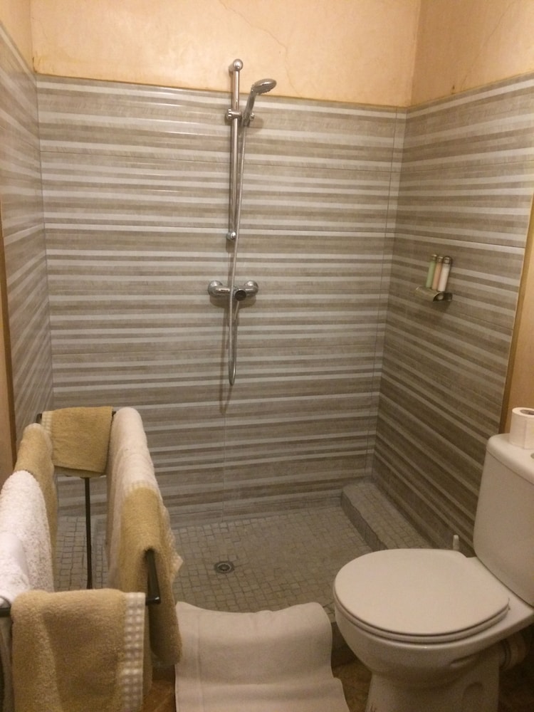 RIAD IRENE 47/50