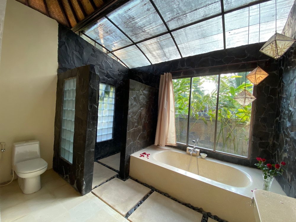 Rumah Dadong 47/50