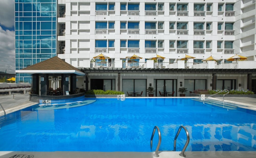 Quest Hotel Conference Center 3/26