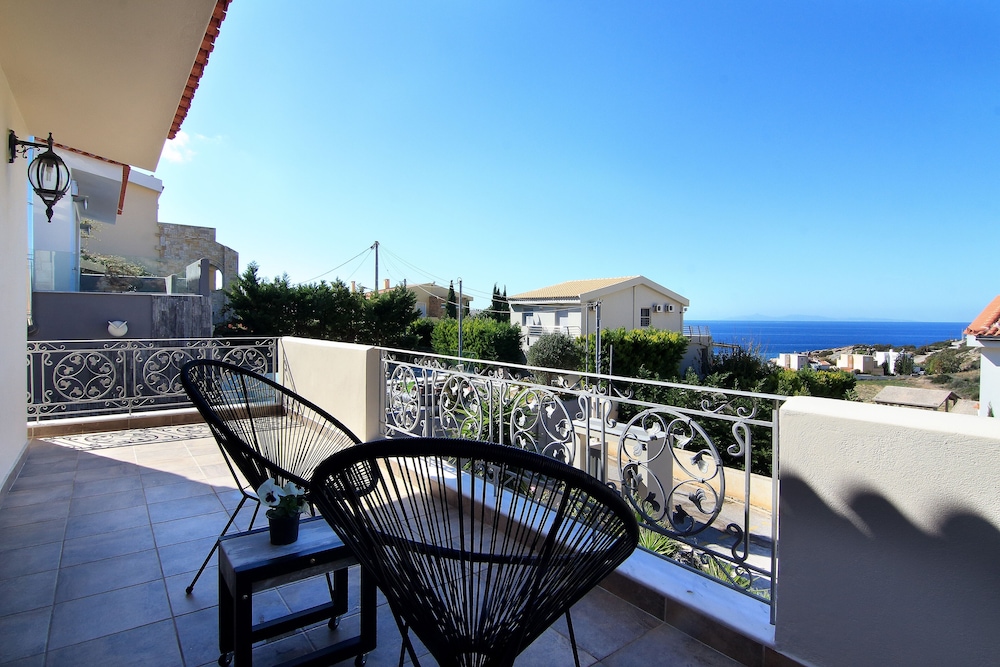 Villa Adam 42/50