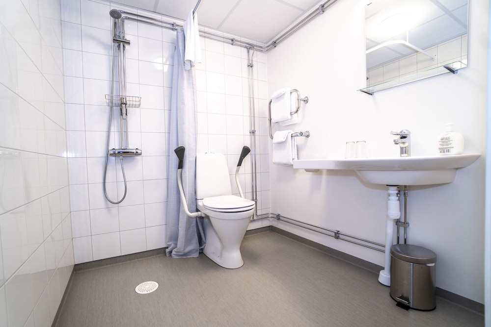 Jbp Hotell 30/30