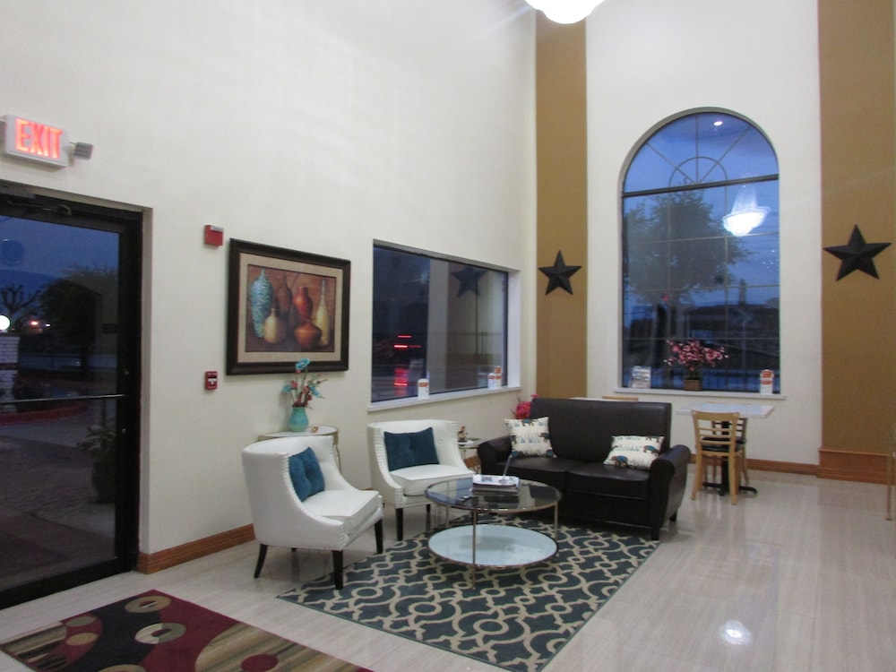 Rodeway Inn & Suites Humble IAH 25/34