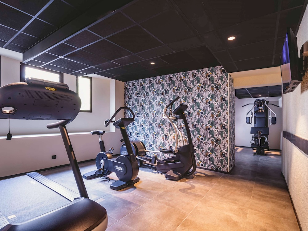 MERCURE PAU PALAIS DES SPORTS 38/67