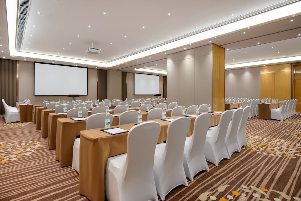 Holiday Inn Express Chengdu Gulou 54/72