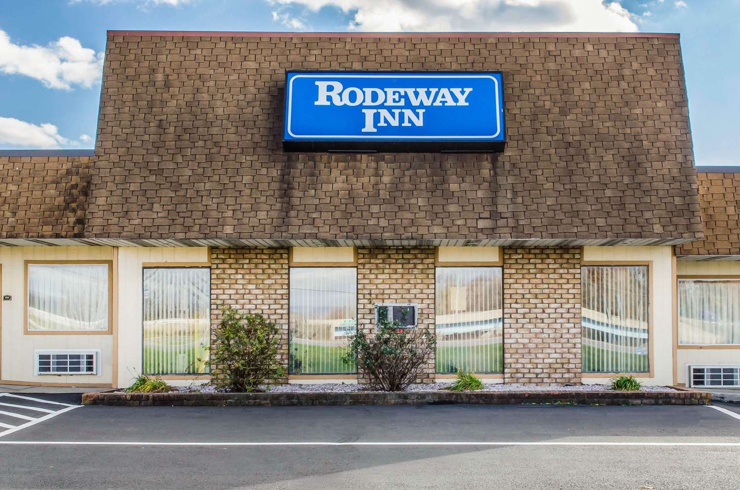 Rodeway Inn Shippensburg I-81 3/16