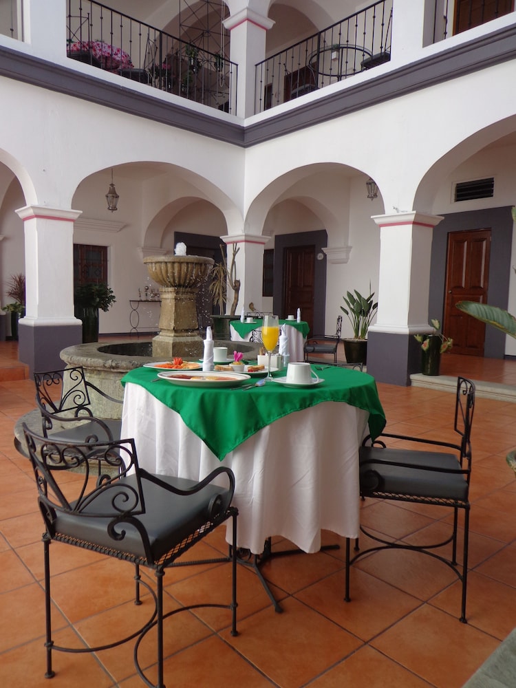 Hotel del Marquesado 54/72