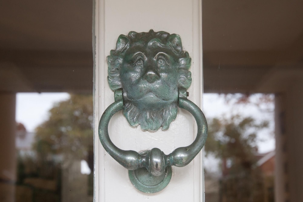 The Old House Guesthouse 10/27