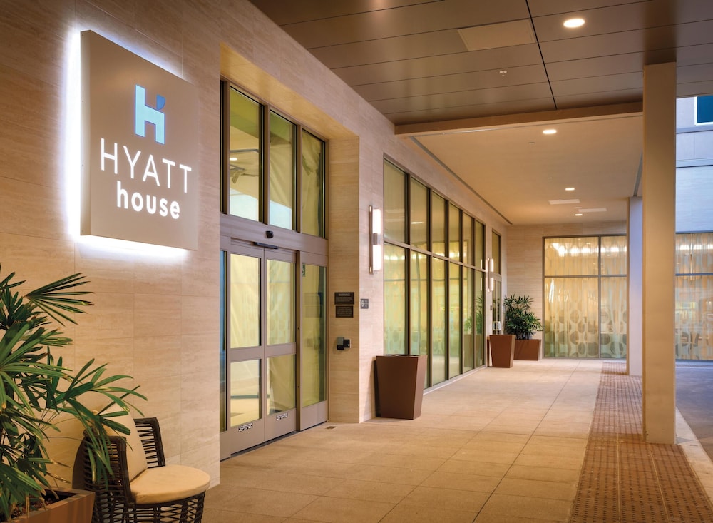 HYATT HOUSE AT ANAHEIM RESORT/CONVENTION CENTER 7/64