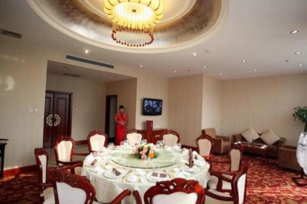 Huashan Mountain International Hotel 17/21