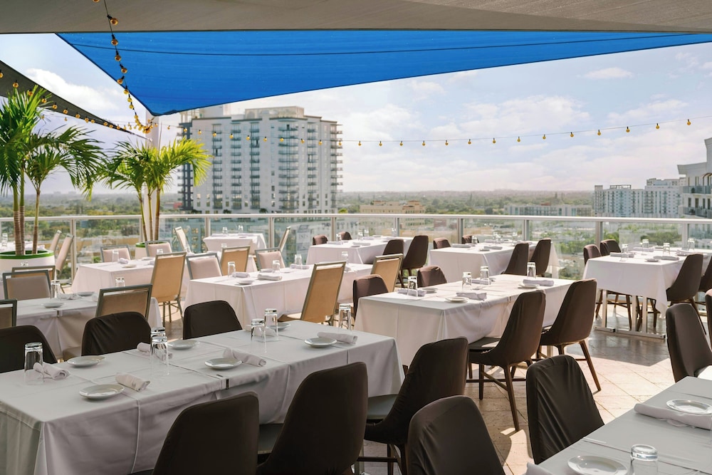 CIRC HOTEL 44/59