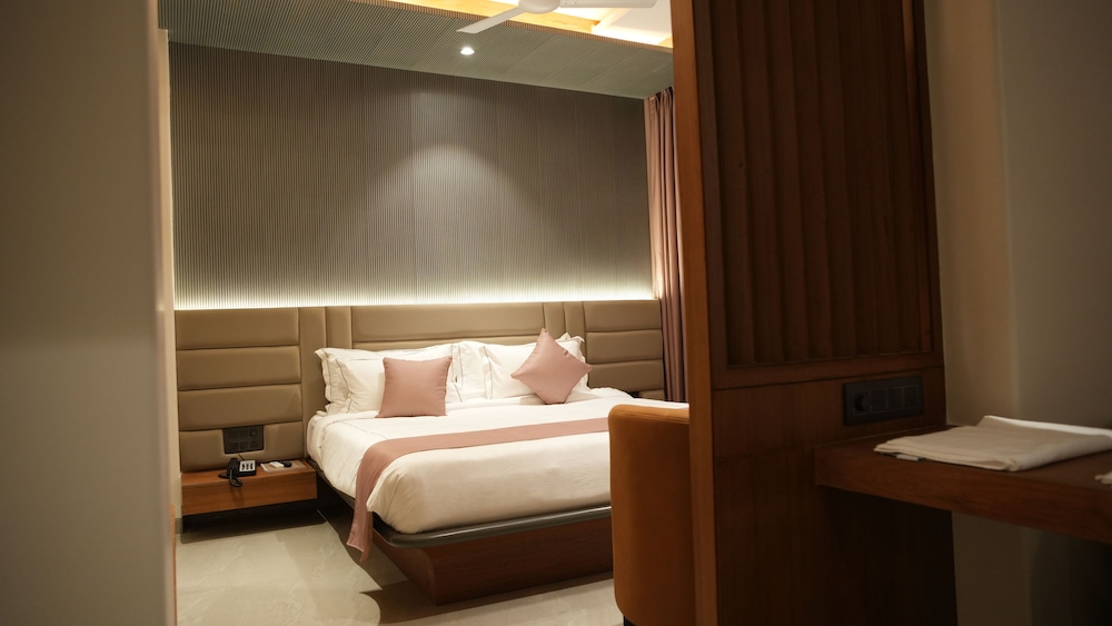 Jivanta Hotel 33/50