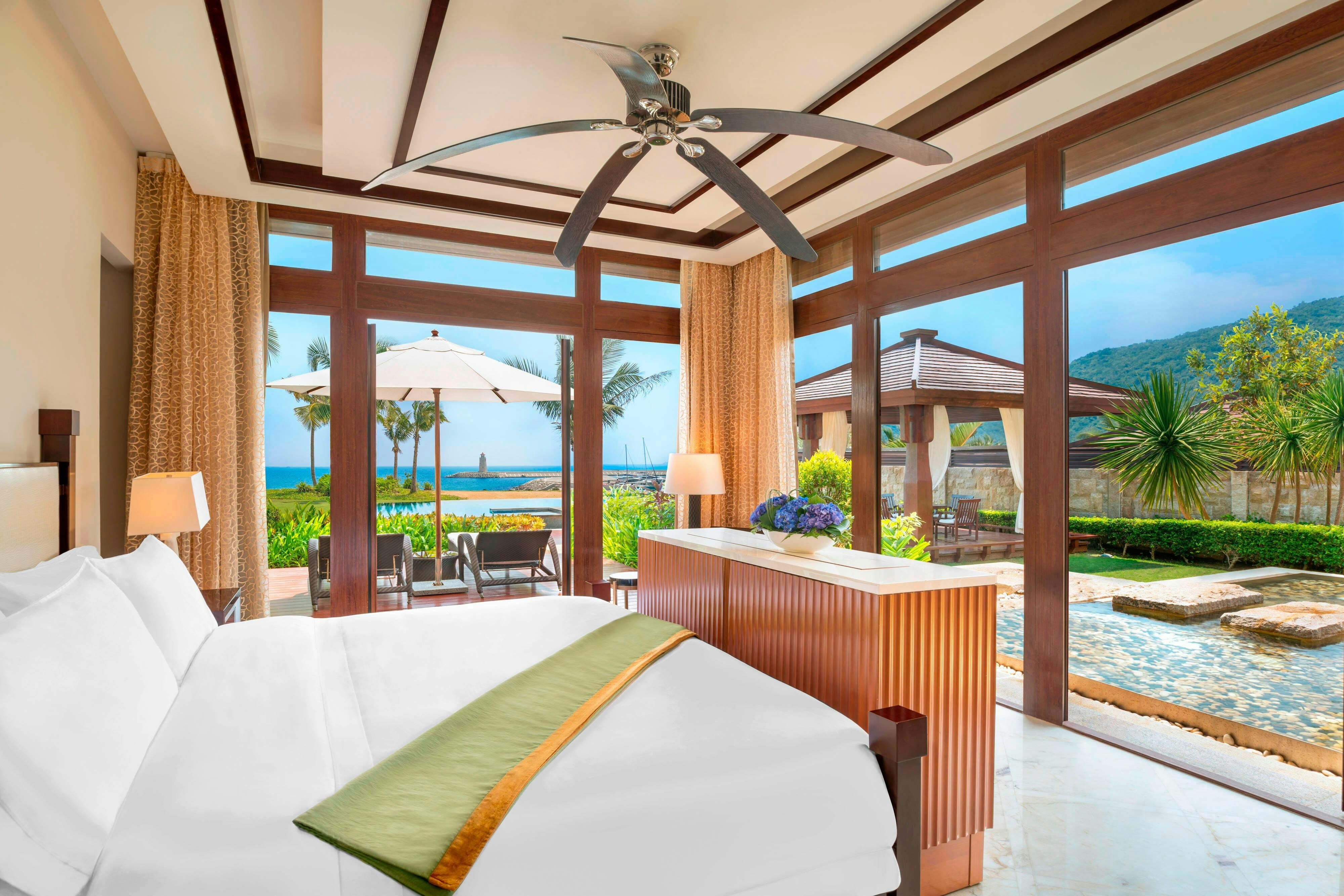 The St Regis Sanya Yalong Bay Resort 21/79