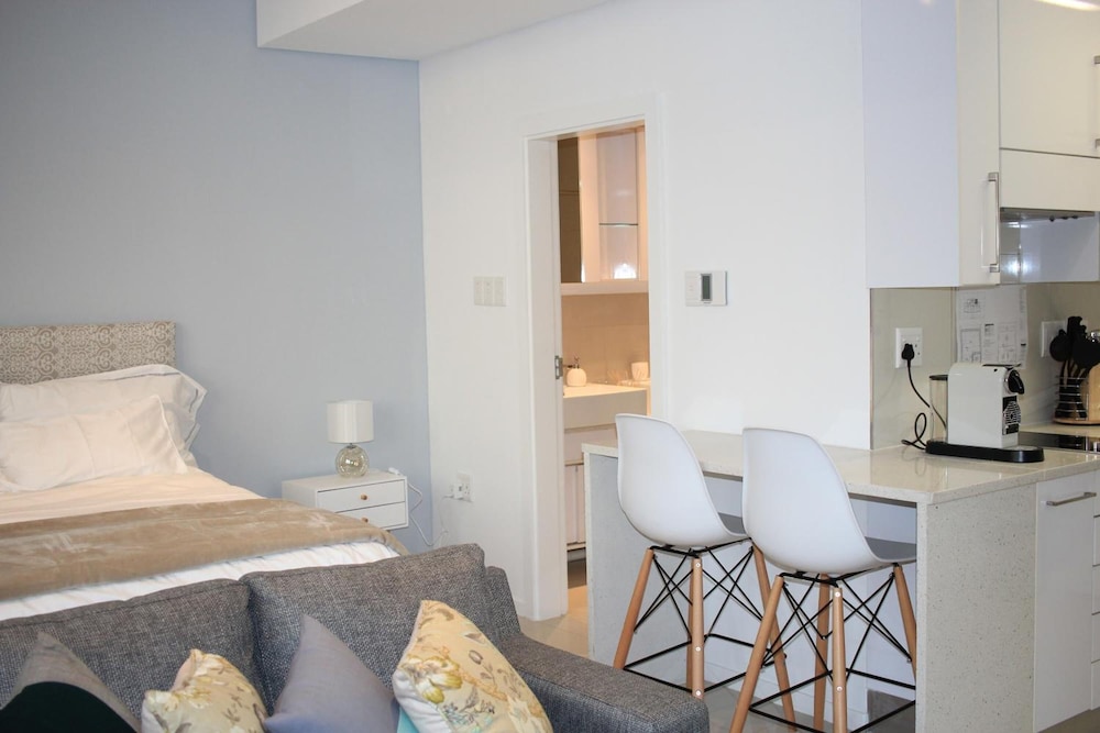 Tower Bliss Studio Apartment 20/28