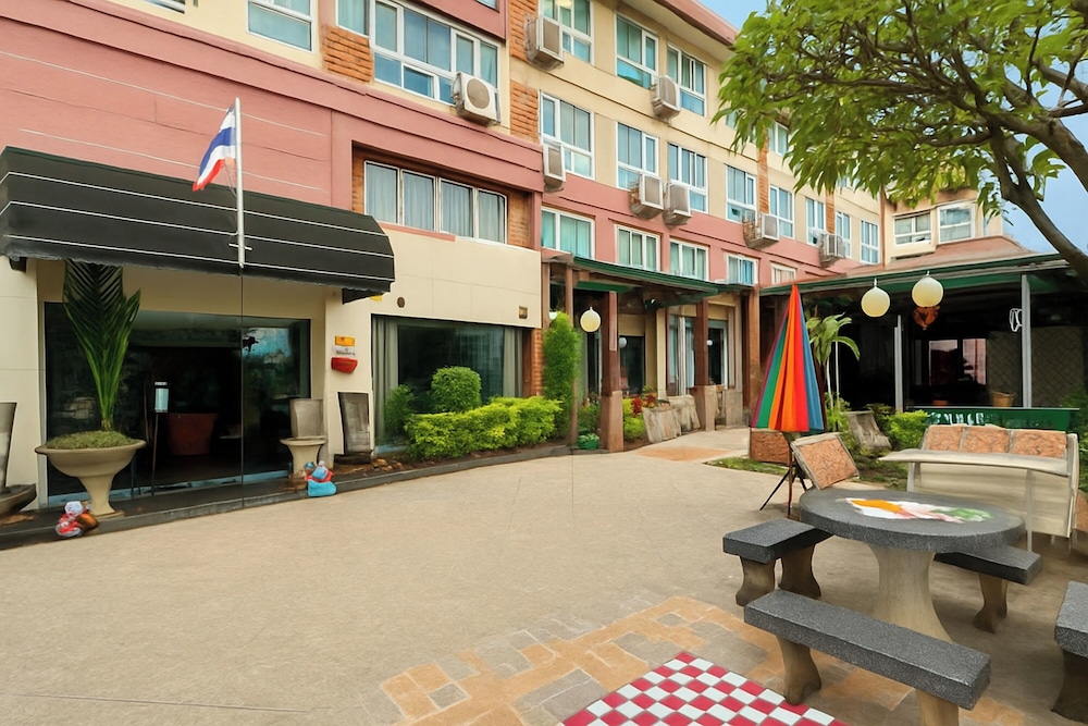 Maekhong Delta Boutique Hotel 42/50
