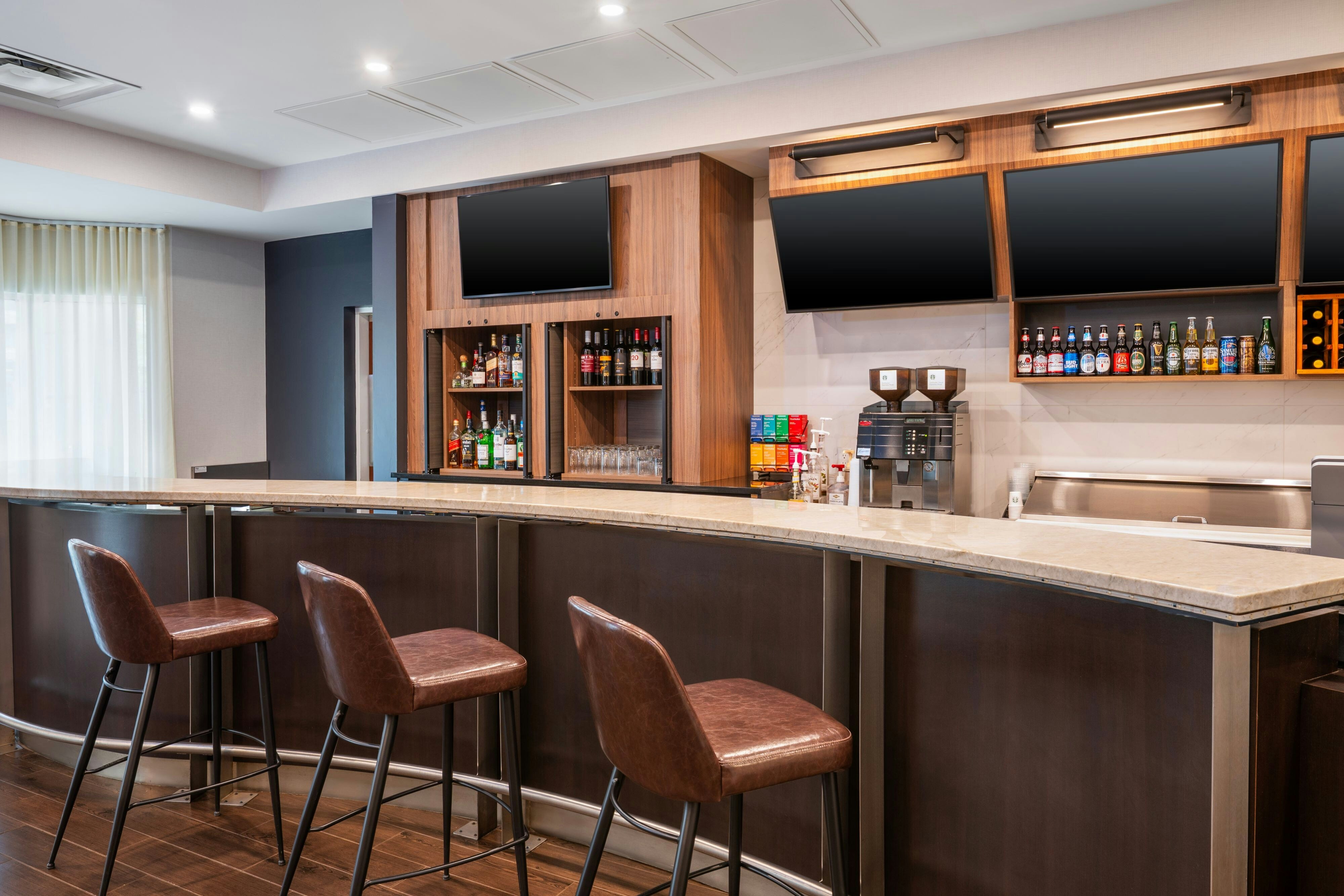 Courtyard Marriott Toronto Airport 32/56