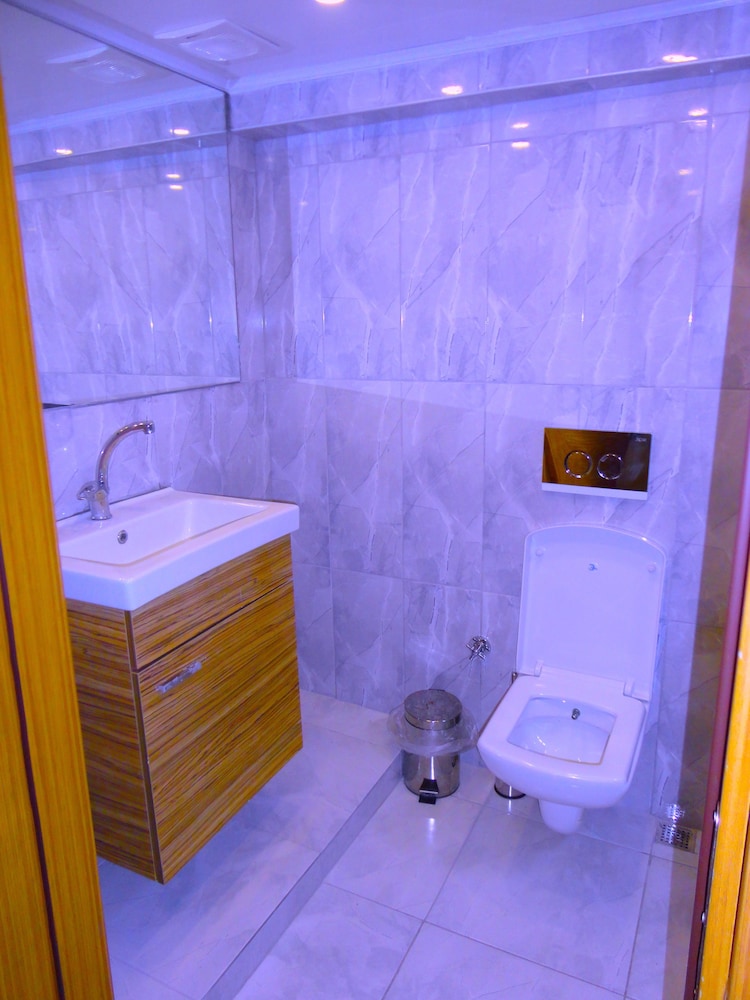 Artura Suite 47/50