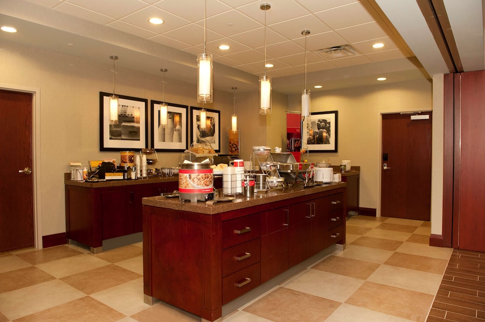 Hampton Inn By Hilton Brampton Toronto 35/50