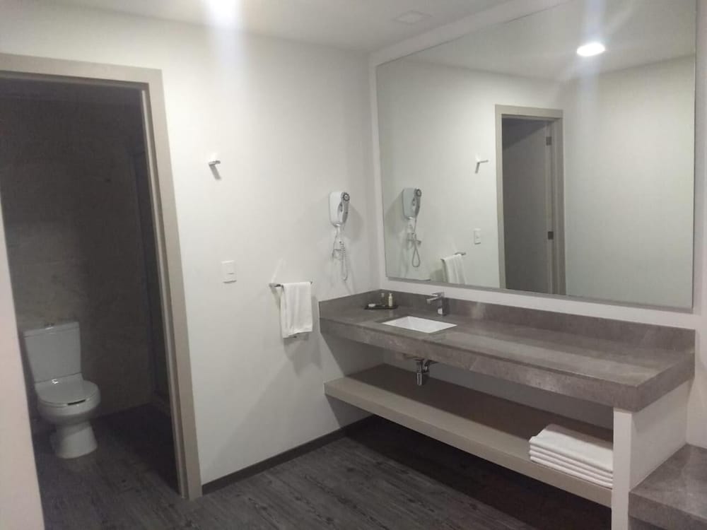 Life Hotel 16/55