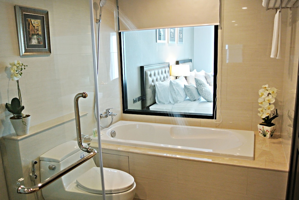 SN PLUS HOTEL 42/44