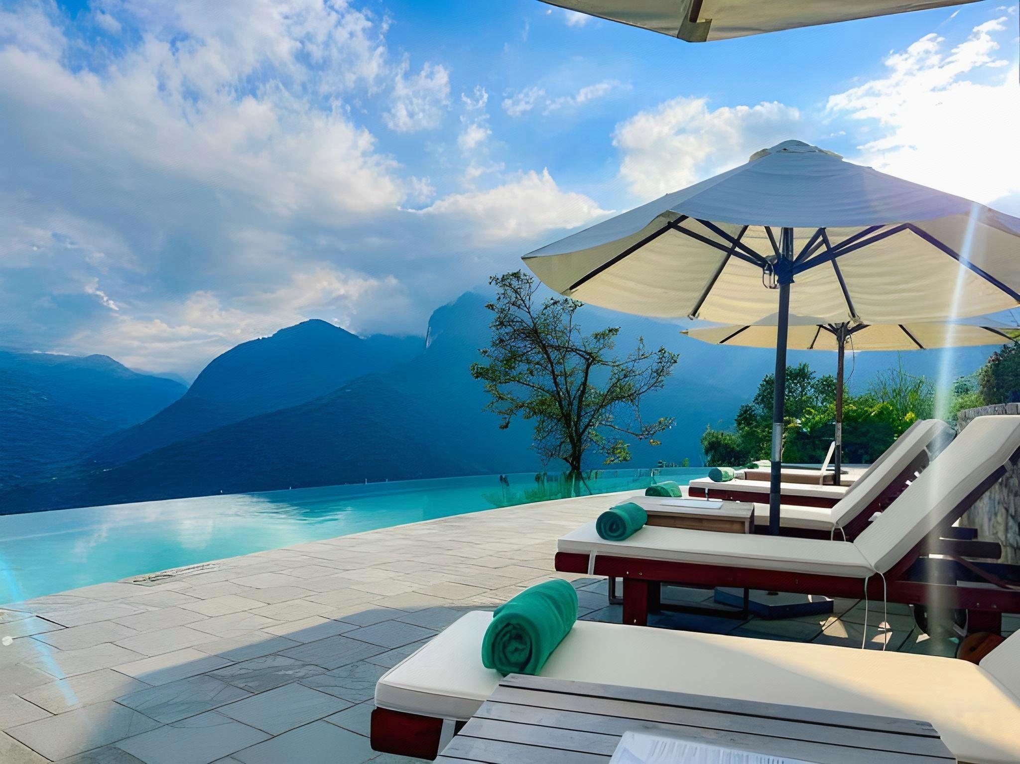 Topas Ecolodge Hotel 89/93