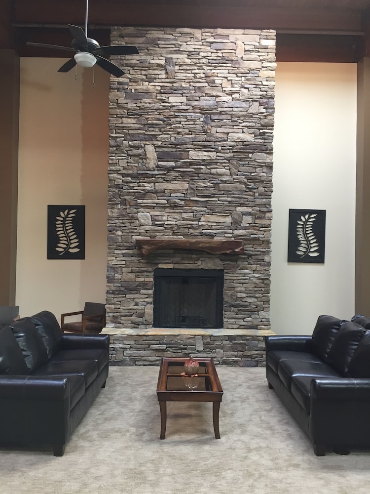 Cascades Mountain Resort Ascend Hotel Collection 46/68
