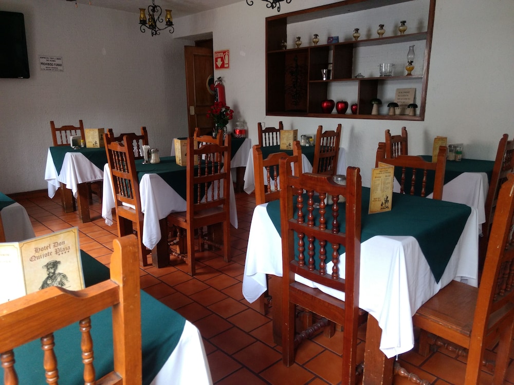 Hotel Don Quijote Plaza 47/58