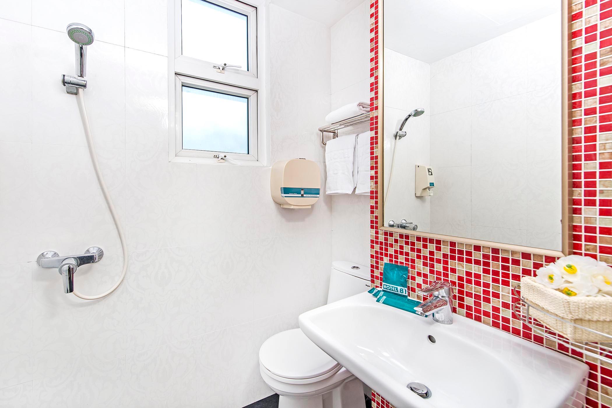 Hotel 81 Kovan 26/27