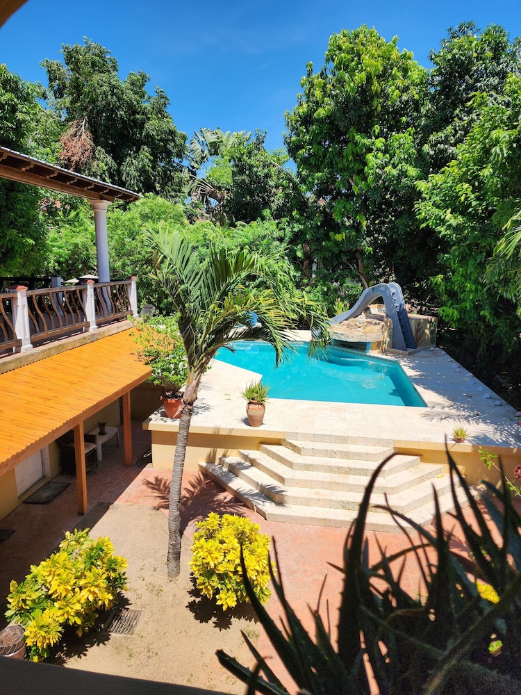 Caribbean Shores Bed & Breakfast 48/50