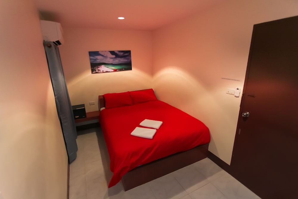 Walking Street Guest House 14/47