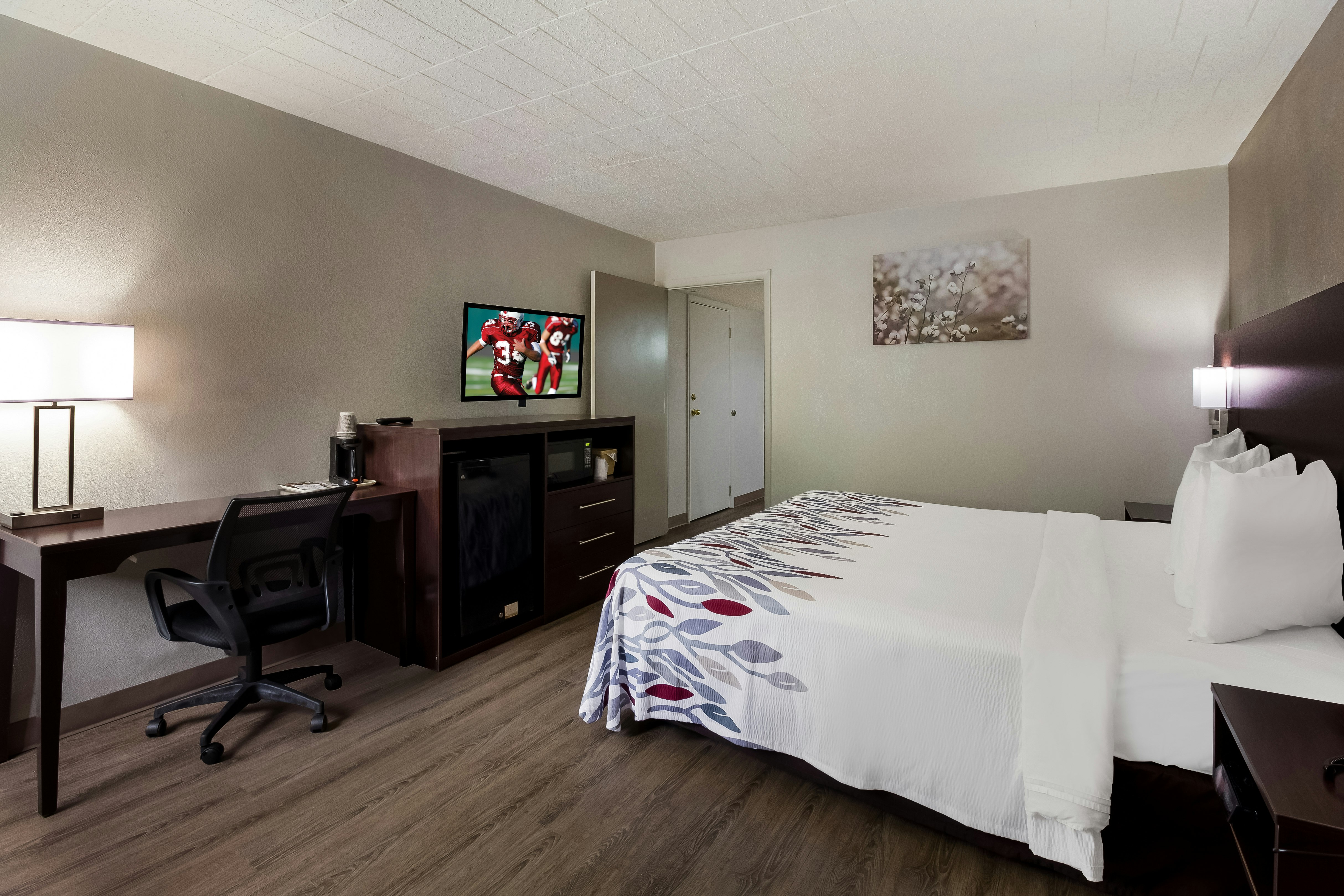 Red Roof Inn New Stanton 5/18