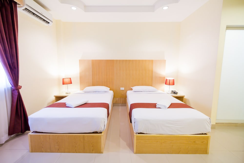 Zing Resort Spa Ex Ganymede Resort Suites 30/71