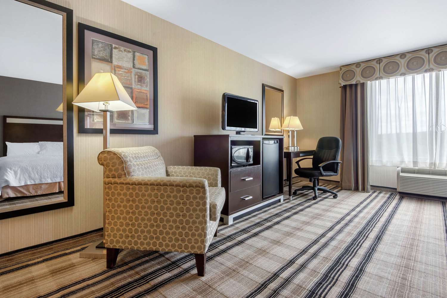 Hampton Inn Meadville 30/45