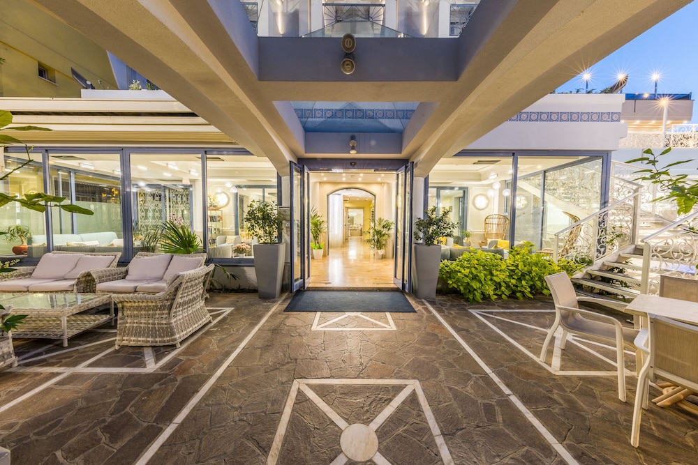 Hotel Royal 43/50