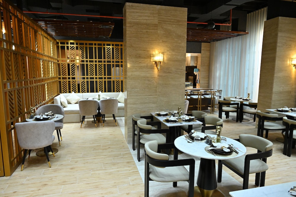Savoy Grande Hotel & Spa 51/54