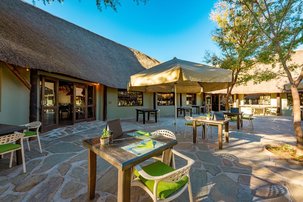 Namib Desert Lodge 44/69