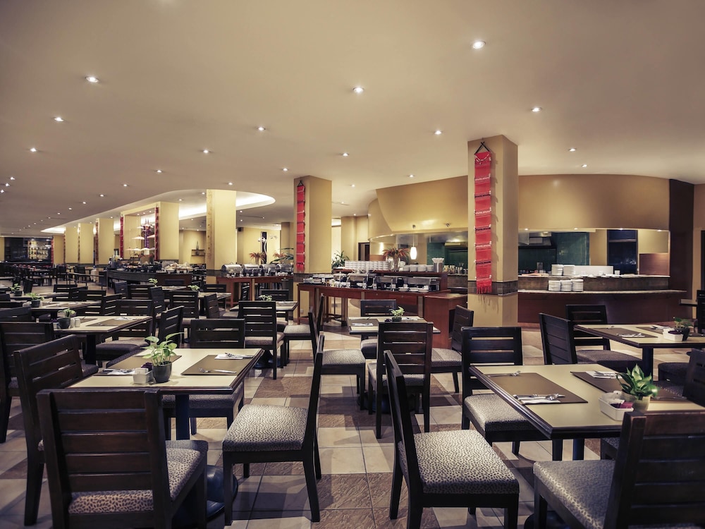 Mercure Chiang Mai Hotel 41/61