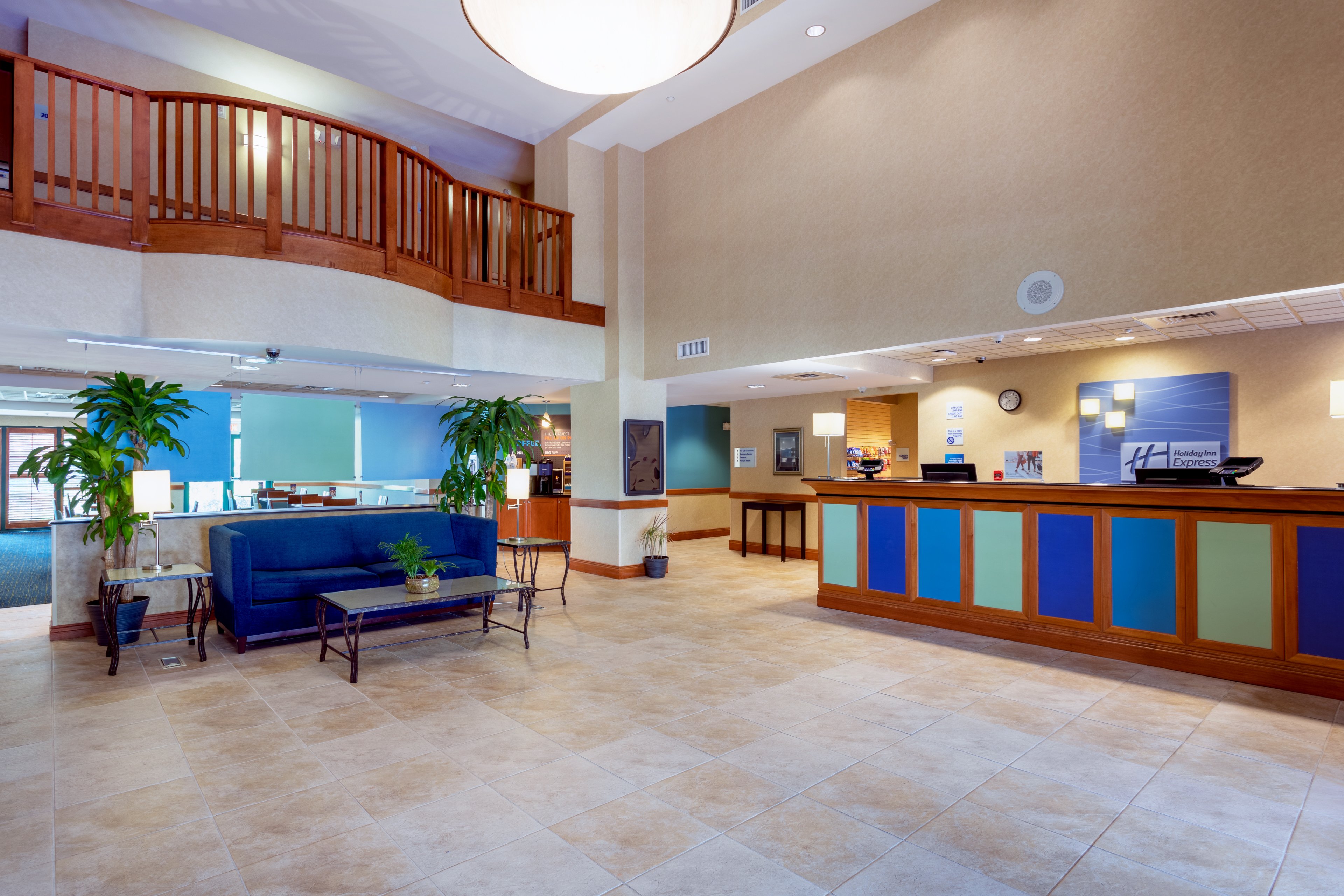 Holiday Inn Express & Suites Bradenton East-Lakewood Ranch 6/50