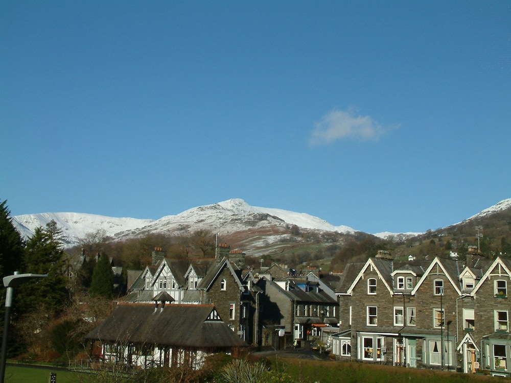 Brathay Lodge 64/70