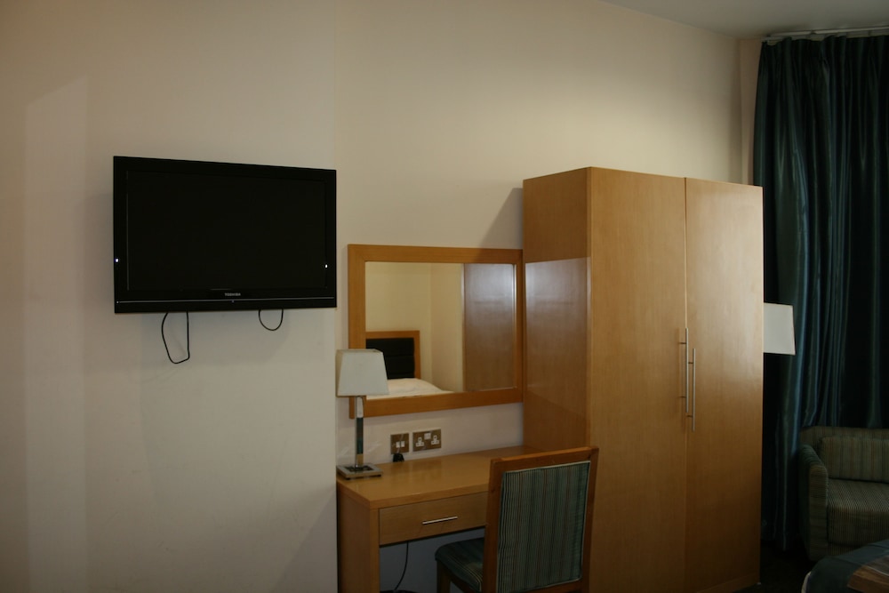 Cromwell International Hotel 29/34