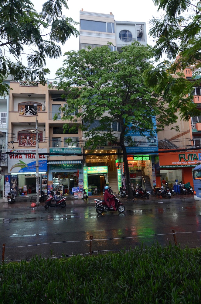 HOANG PHI HOTEL 37/50