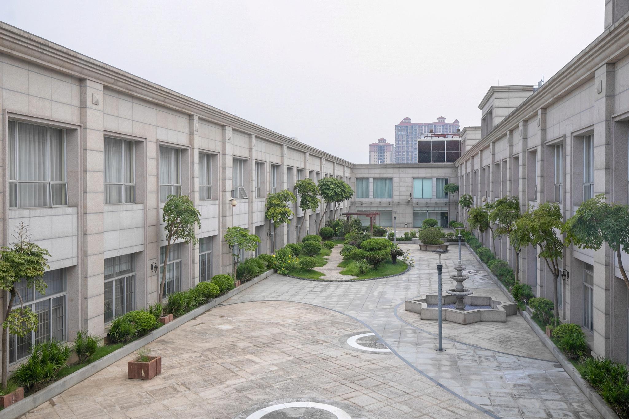 Qiaodu Hotel (Jiangmen Light Rail Station) 35/37