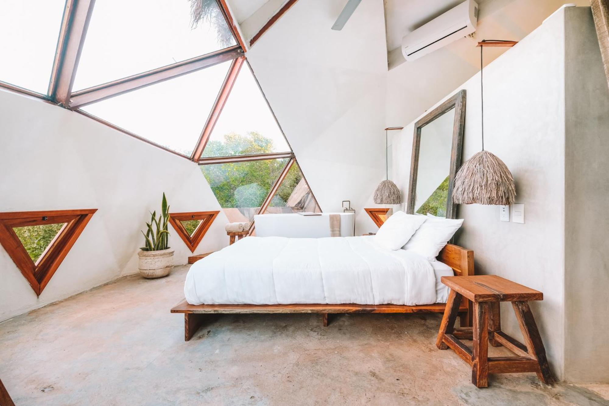 Mamasan Treehouses & Cabins 9/50