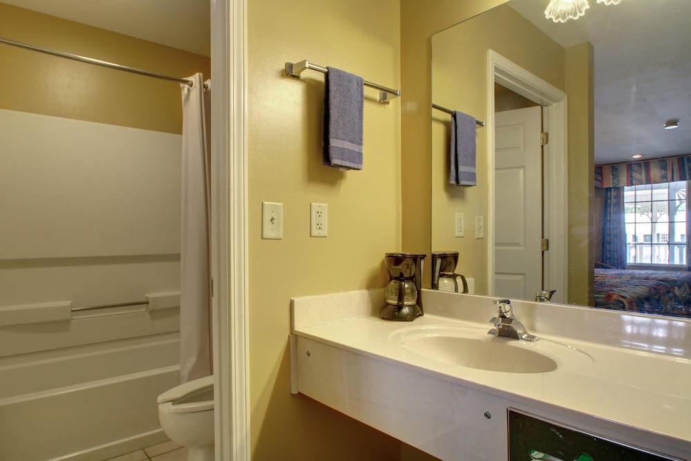 Key West Inn Childersburg 39/40