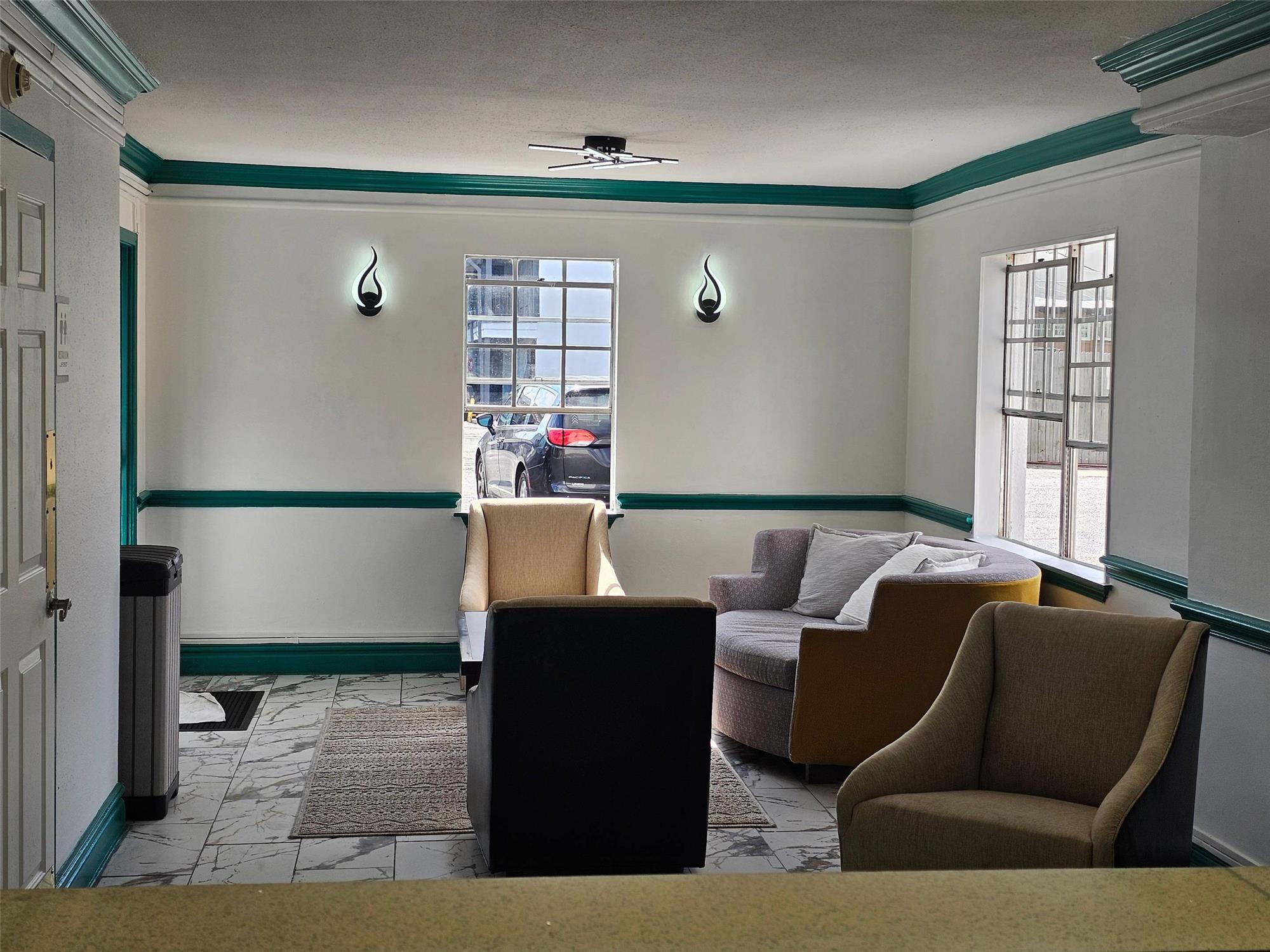 Quality Inn & Suites Metairie, LA 15/19