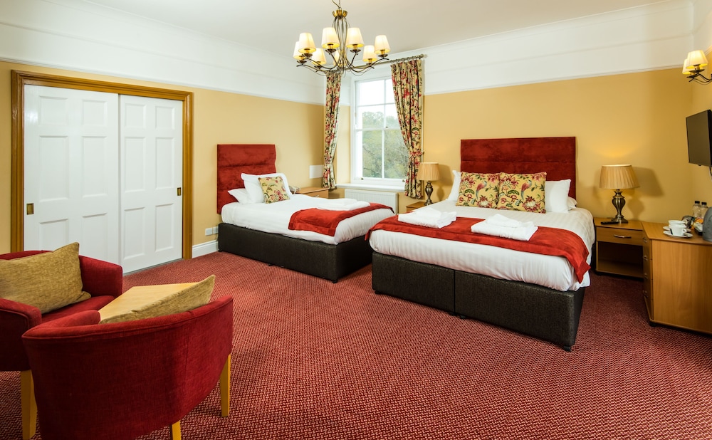 Cliffden Hotel 29/66