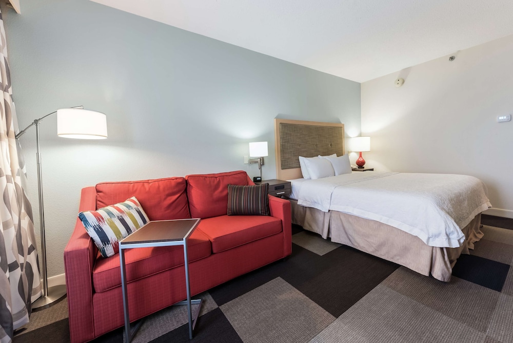 Hampton Inn by Hilton Columbus I-70E/Hamilton Rd. 18/72