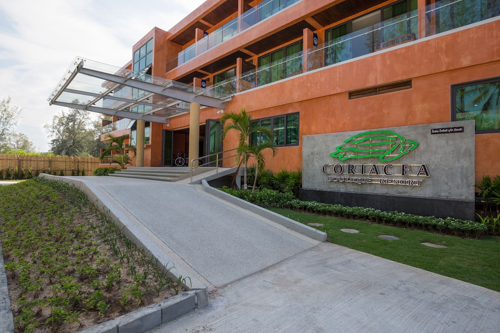 CORIACEA BOUTIQUE RESORT 52/63