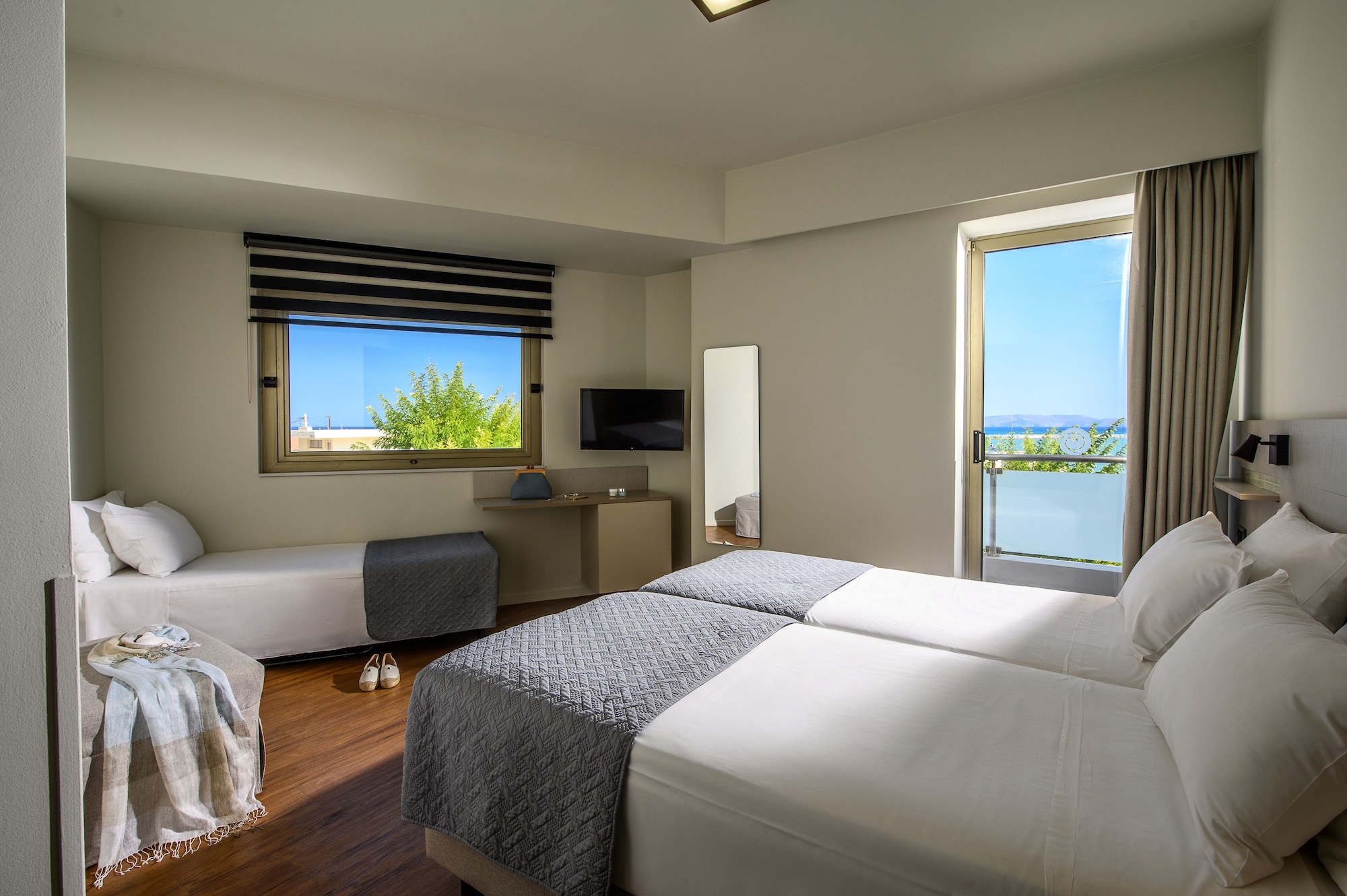 Room, Triple, 3 Beds, Sea View