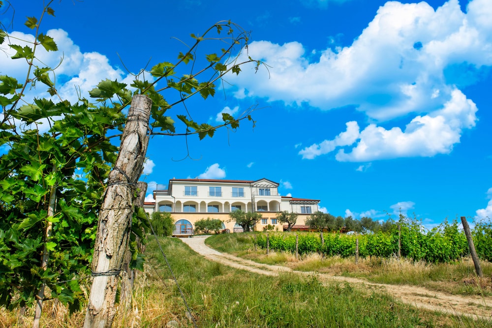 Wine Residence Cattunar 40/50